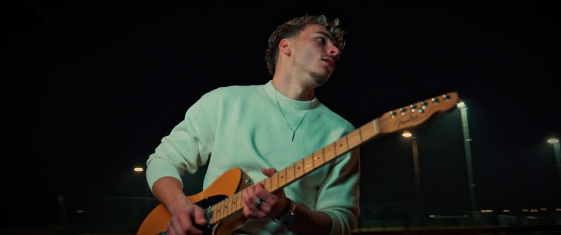Peut-être demain, clip musical pour Elivi — plan 1