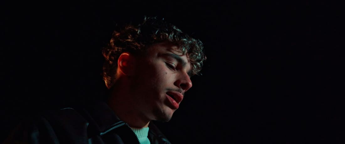 Peut-être demain, clip musical pour Elivi — plan 4